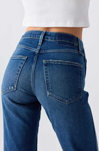 Load image into Gallery viewer, Amo - Rose Flare