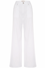 Load image into Gallery viewer, Amo- Regina White