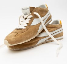 Load image into Gallery viewer, Oncept Sneakers