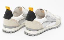 Load image into Gallery viewer, Oncept Sneakers
