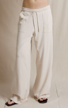 Load image into Gallery viewer, Perfectwhitetee- French Terry Pocket Sweatpant in Sugar