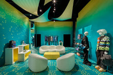 Load image into Gallery viewer, Louis Vuitton: Virgil Abloh (Classic Cartoon Cover)