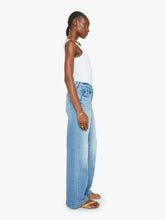 Load image into Gallery viewer, Mother Denim - The Spinner Zip Sneak
