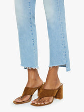 Load image into Gallery viewer, Mother Denim - The Insider Crop Step Fray
