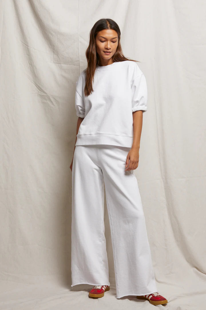 Perfect White Tee - Amber Pant