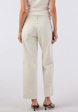 Load image into Gallery viewer, Amo- Billie Loose Fit Straight Leg
