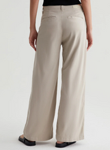 Load image into Gallery viewer, AG Caden- Wide Leg Tailored Fit
