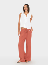 Load image into Gallery viewer, Xirena- Kayson Pant
