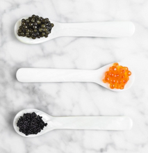 Load image into Gallery viewer, The Caviar Co.- Mother of Pearl Spoon
