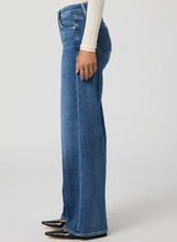 Load image into Gallery viewer, Paige- Tatum 32&quot; Wide Leg Jean
