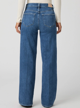 Load image into Gallery viewer, Paige- Tatum 32&quot; Wide Leg Jean
