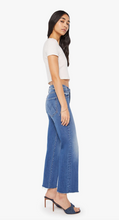 Load image into Gallery viewer, Mother- Mid Rise Rambler Zip Ankle
