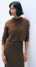 Load image into Gallery viewer, White &amp; Warren- Cashmere Blend Cropped Ribbed Crew
