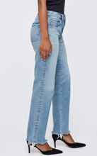 Load image into Gallery viewer, Moussy Sebring Straight
