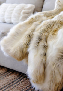 Fabulous Furs - Arctic Fox Throw